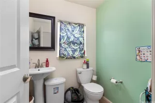 Photo #5: 202605565 Listing 