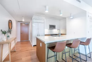 Photo #3: 202605568 Listing 