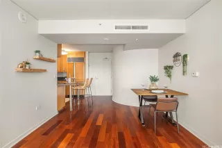 Photo #6: 202605577 Listing 