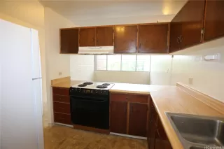 Photo #3: 202605579 Listing 