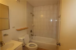 Photo #6: 202605579 Listing 