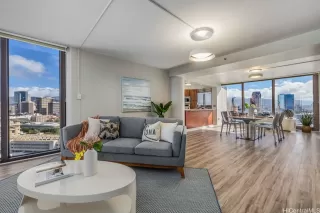 Photo #5: 202605613 Listing 