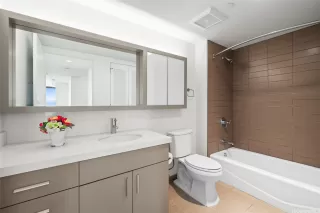 Photo #6: 202605620 Listing 