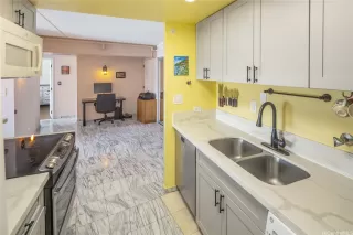 Photo #2: 202605622 Listing 