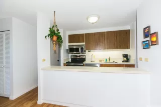 Photo #6: 202605629 Listing 