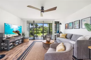 Photo #5: 202605638 Listing 