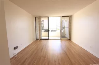 Photo #5: 202605670 Listing 