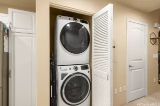 Photo #5: 202605675 Listing 