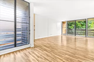 Photo #2: 202605678 Listing 