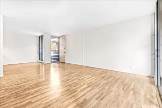 Photo #4: 202605678 Listing 