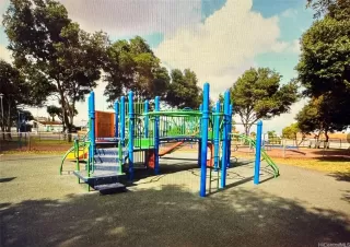 Photo #3: 202605702 Listing 