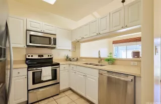 Photo #6: 202605705 Listing 