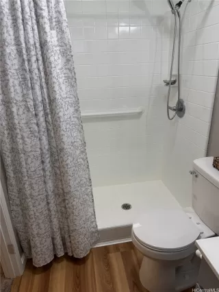 Photo #3: 202605706 Listing 