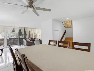 Photo #5: 202605709 Listing 