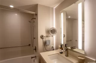 Photo #4: 202605712 Listing 