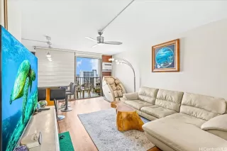 Photo #2: 202605736 Listing 