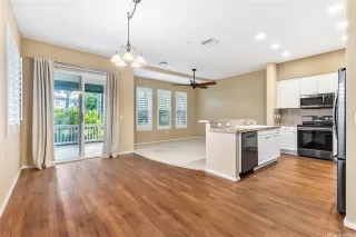Photo #4: 202605744 Listing 