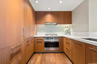 Photo #4: 202605747 Listing 