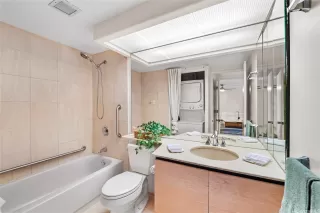 Photo #5: 202605751 Listing 