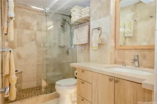 Photo #3: 202605769 Listing 