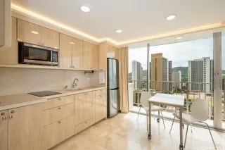 Photo #5: 202605769 Listing 