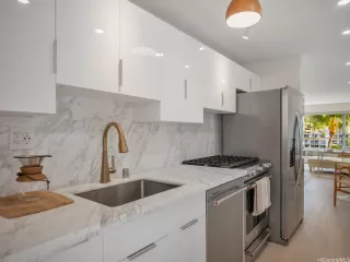 Photo #4: 202605791 Listing 