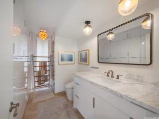 Photo #5: 202605791 Listing 