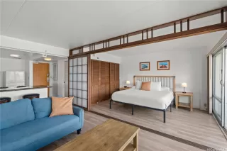 Photo #3: 202605797 Listing 