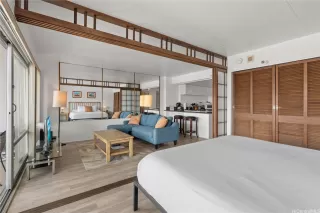 Photo #4: 202605797 Listing 