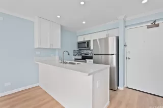 Photo #3: 202605799 Listing 