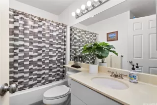 Photo #4: 202605802 Listing 