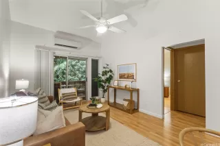 Photo #5: 202605825 Listing 