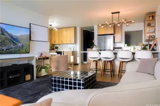 Photo #3: 202605828 Listing 