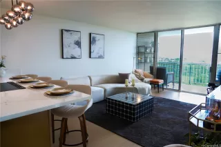 Photo #4: 202605828 Listing 