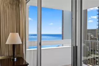 Photo #3: 202605836 Listing 