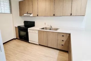 Photo #5: 202605840 Listing 