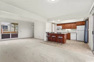 Photo #4: 202605844 Listing 