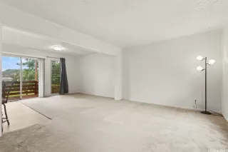 Photo #5: 202605844 Listing 