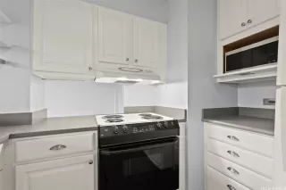 Photo #3: 202605845 Listing 