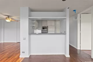 Photo #6: 202605845 Listing 