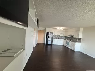 Photo #3: 202605849 Listing 