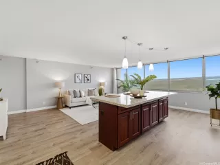 Photo #5: 202605854 Listing 