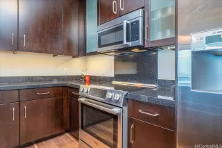 Photo #2: 202605855 Listing 