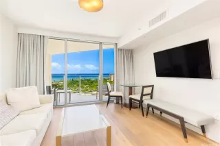 Photo #6: 202605868 Listing 