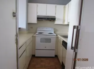 Photo #4: 202605869 Listing 