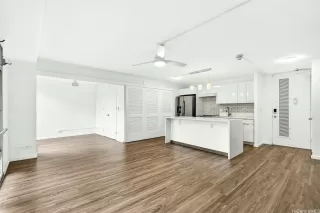 Photo #2: 202605872 Listing 