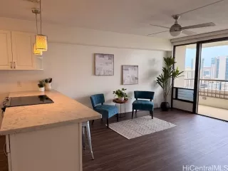 Photo #4: 202605882 Listing 