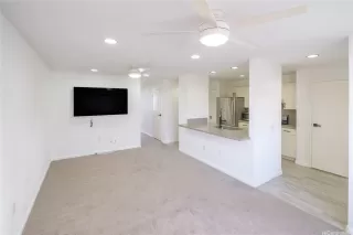 Photo #2: 202605888 Listing 