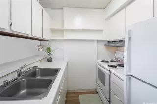 Photo #6: 202605894 Listing 