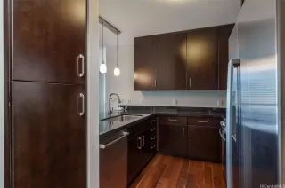 Photo #6: 202605902 Listing 